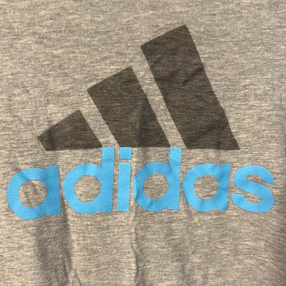 Gray Adidas logo T-shirt